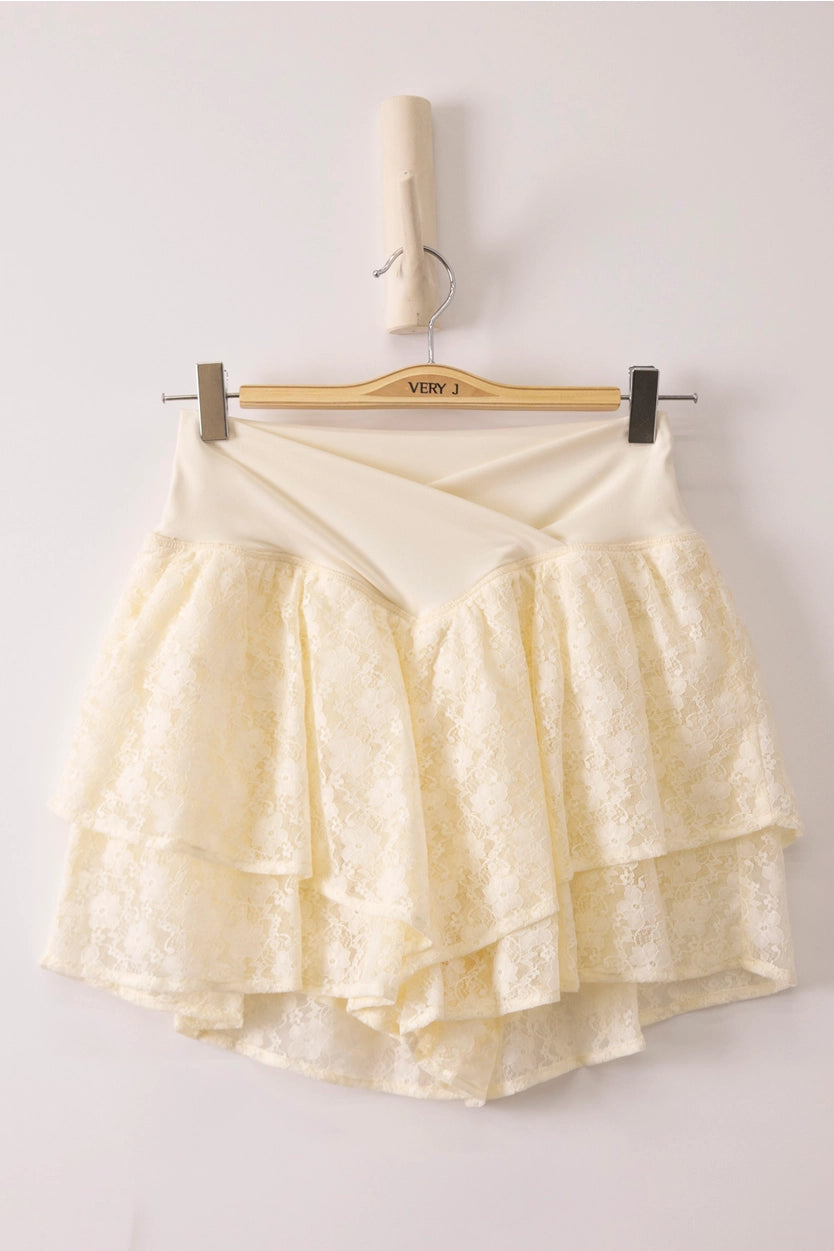 Double Layered Lace Active Shorts