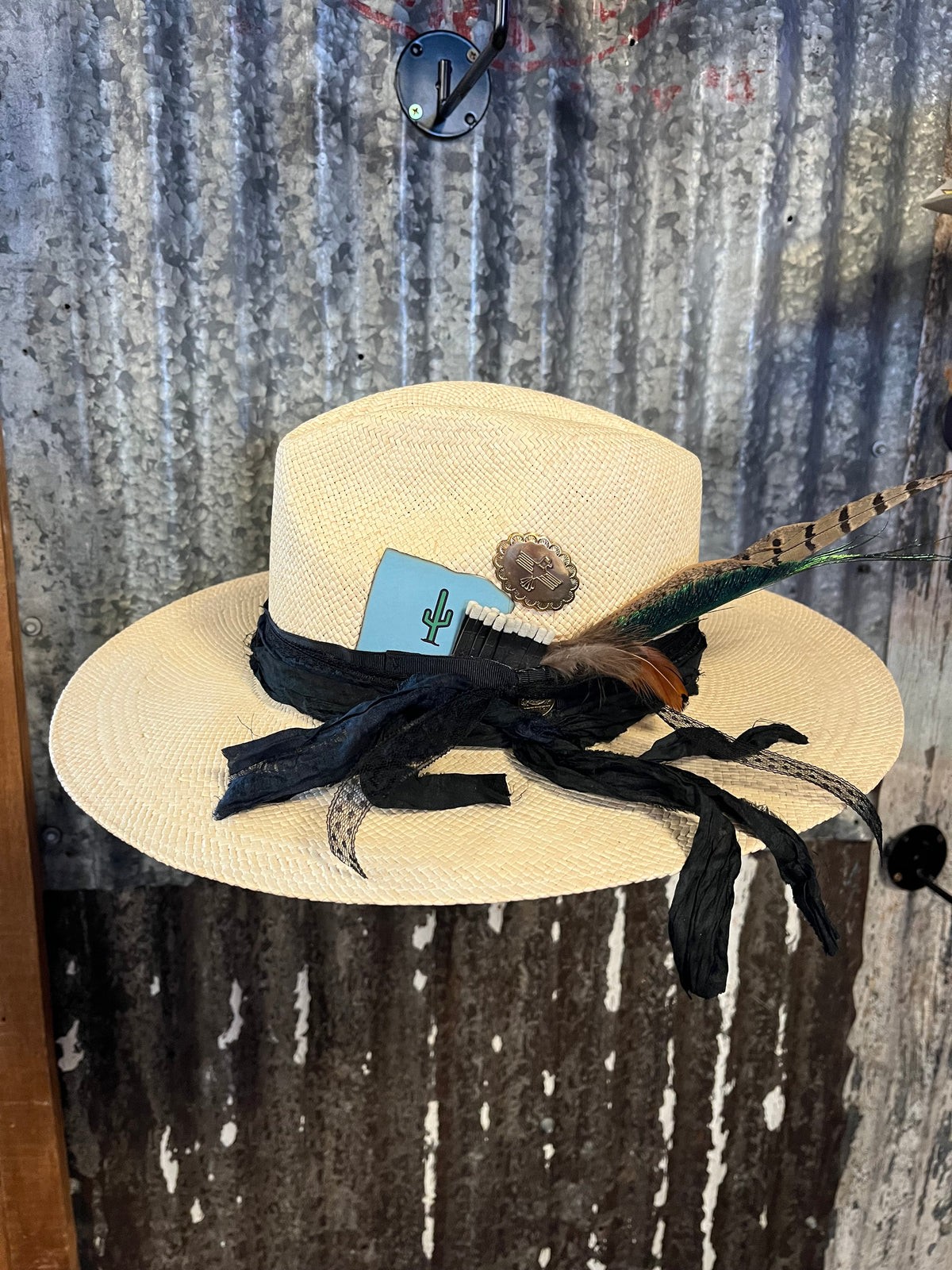 Beige Straw Hat Kendall Co